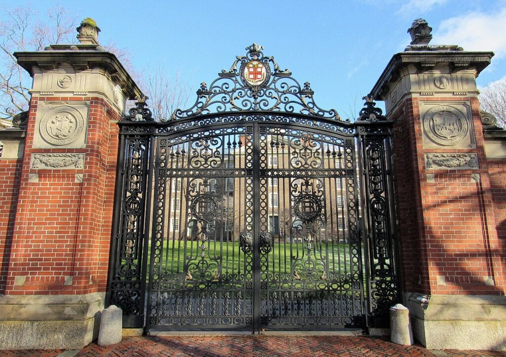 Van_Wickle_Gates_-_Brown_University